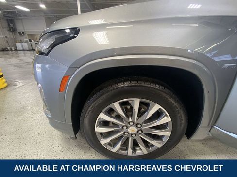 Used 2023 Chevrolet Traverse Premier AWD/4WD image 41