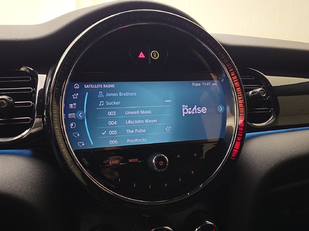 Used 2022 MINI Cooper Convertible FWD image 18