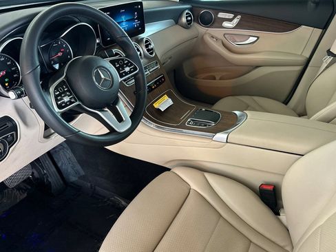 Certified 2022 Mercedes-Benz GLC 300 4MATIC image 12