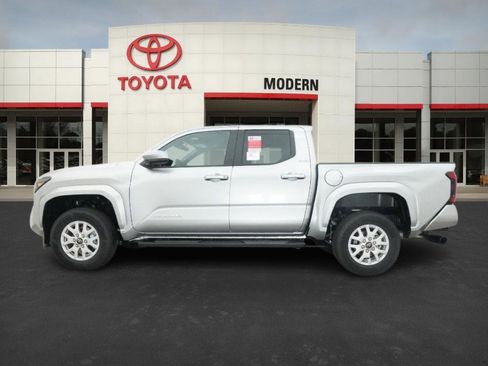 New 2025 Toyota Tacoma SR5 image 10