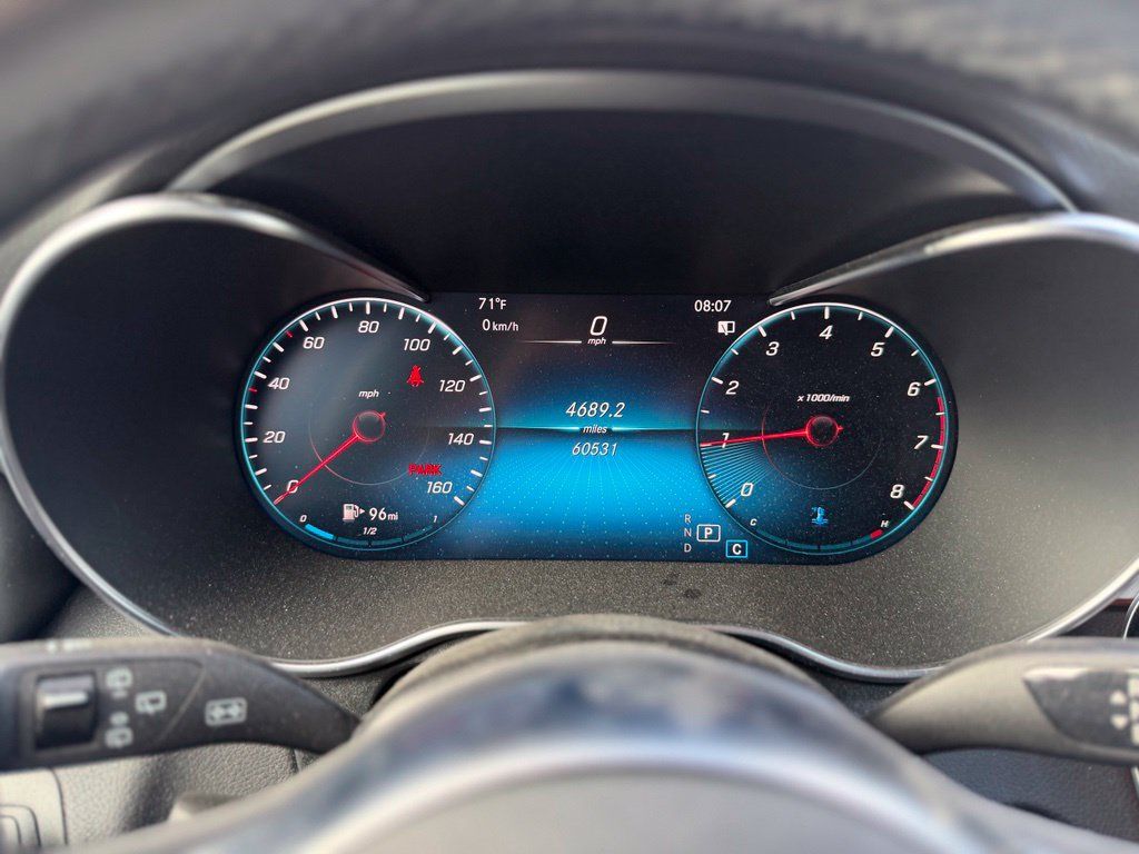 Used 2022 Mercedes-Benz GLC 300 4MATIC image 10
