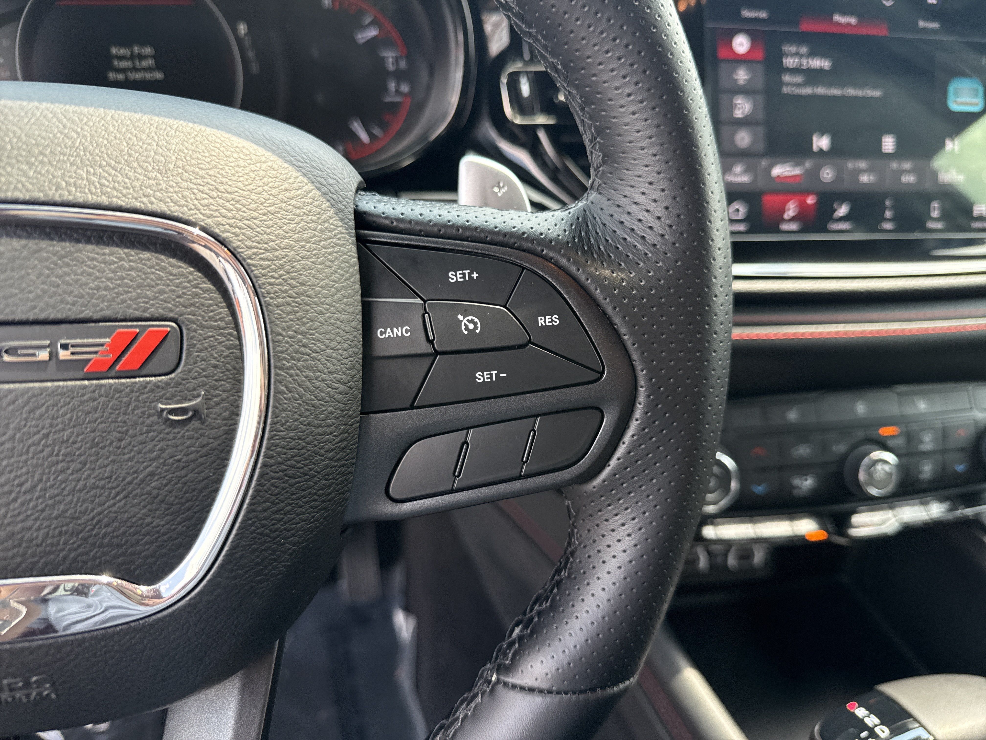Used 2025 Dodge Durango GT RWD image 19