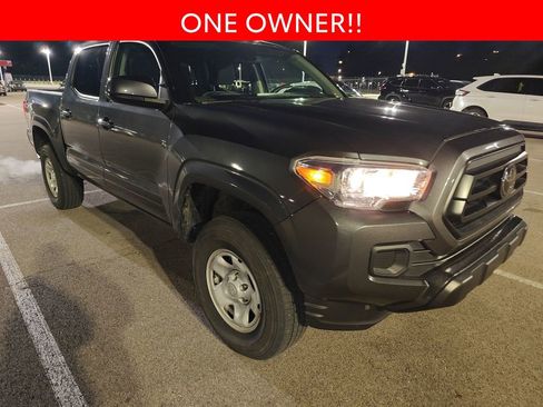 Used 2023 Toyota Tacoma SR image 3