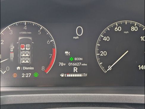 Certified 2025 Honda Pilot Touring image 10