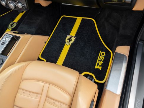 Used 2005 Ferrari F430 Spider image 35