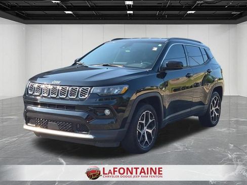 Certified 2024 Jeep Compass Limited AWD/4WD image 1