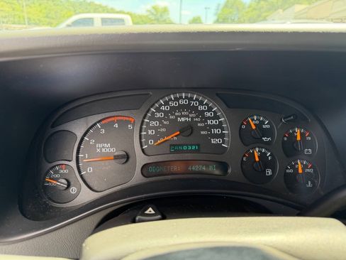 Used 2004 GMC Sierra 3500 SLE w/ Heavy-Duty Power Package AWD/4WD image 15