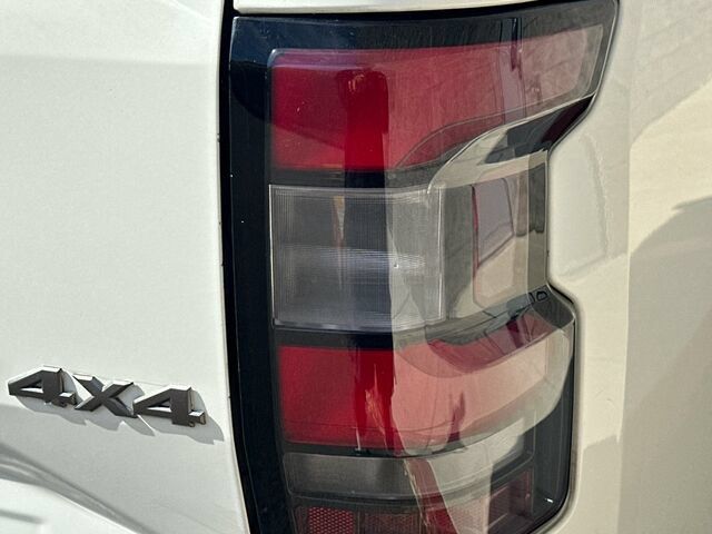 Used 2022 Nissan Frontier S w/ Technology Package AWD/4WD image 31