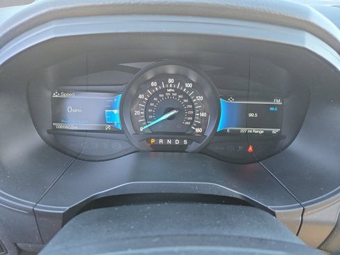 Certified 2022 Ford Edge SEL w/ Convenience Package image 16