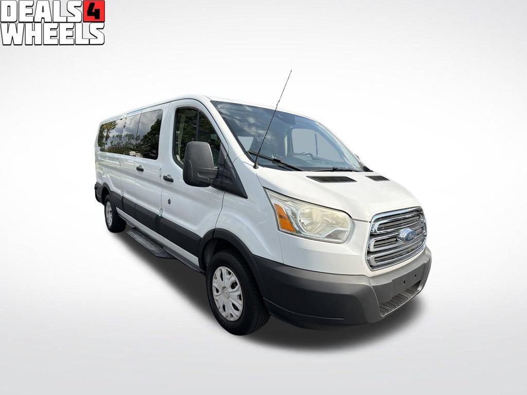 Used 2016 Ford Transit 350 XLT RWD image 7