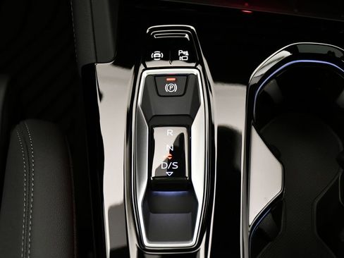 Used 2025 Audi Q5 Premium Plus w/ Premium Plus image 30