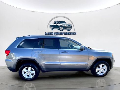 Used 2012 Jeep Grand Cherokee Laredo w/ Laredo E Group image 6