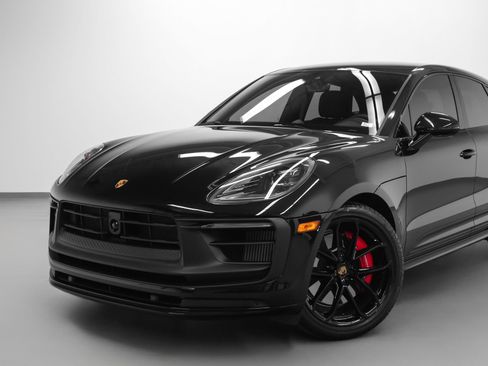 Certified 2023 Porsche Macan GTS image 7