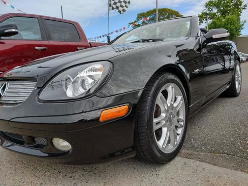 Used 2004 Mercedes-Benz SLK 320 image 35
