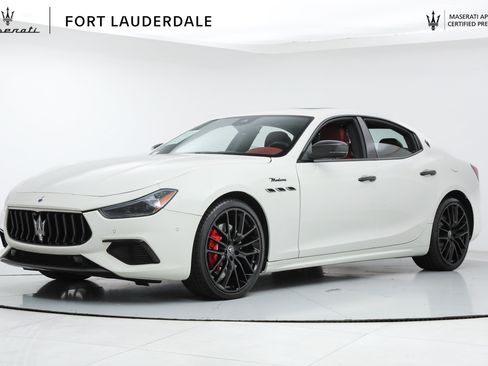 Certified 2023 Maserati Ghibli Modena RWD image 1