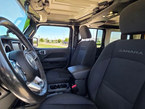 Certified 2022 Jeep Wrangler Unlimited Sahara w/ Cold Weather Group image 22