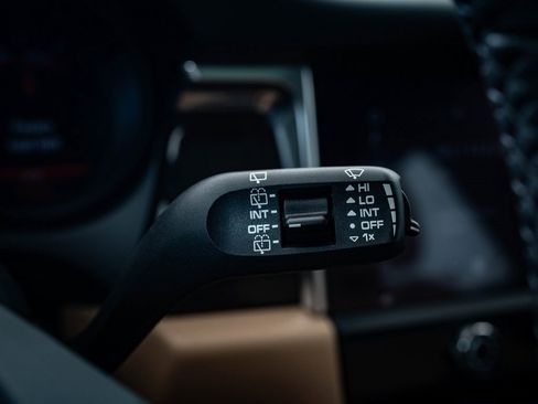 Certified 2025 Porsche Macan image 29