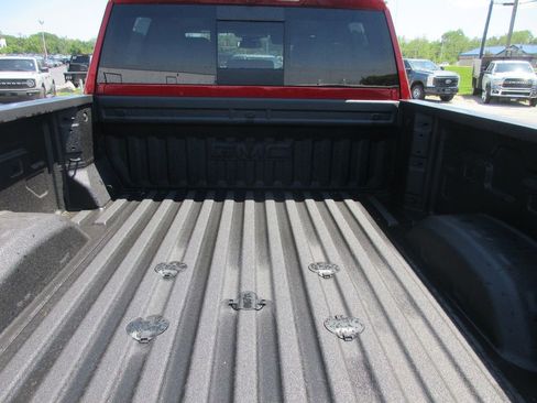 New 2026 GMC Sierra 2500 SLT w/ SLT Premium Package AWD/4WD image 7