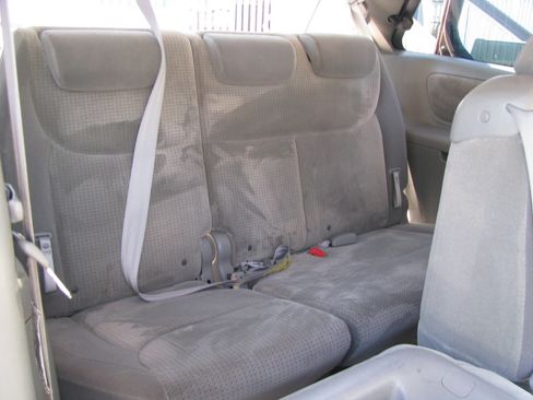 Used 2007 Toyota Sienna CE image 17