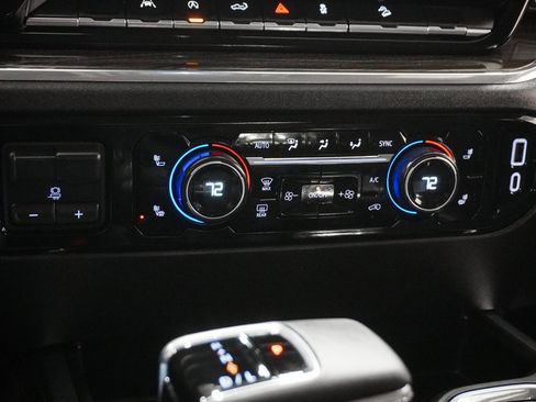 Used 2024 Chevrolet Silverado 1500 RST image 30