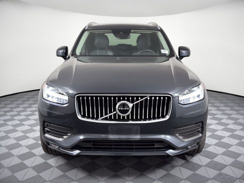 Used 2021 Volvo XC90 T6 Momentum w/ Protection Package Premier AWD/4WD image 6