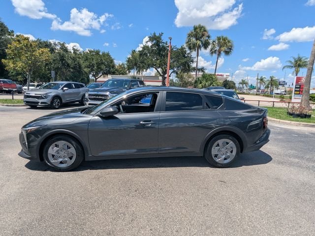 New 2026 Kia K4 FWD image 3