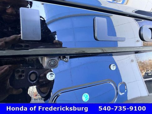 Certified 2025 Honda Pilot Sport image 14