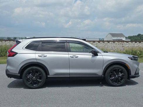 Used 2023 Honda CR-V Sport Touring image 9
