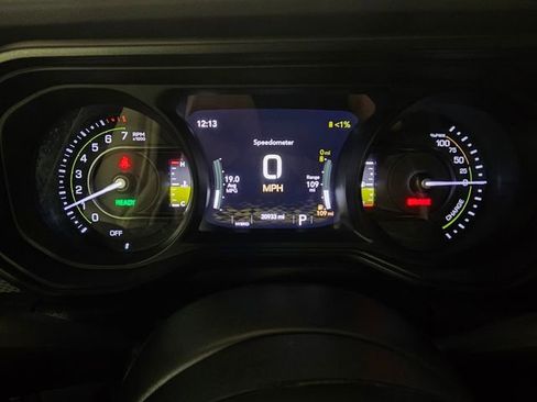 Used 2024 Jeep Wrangler Unlimited Rubicon 4xe w/ Convenience Group image 27