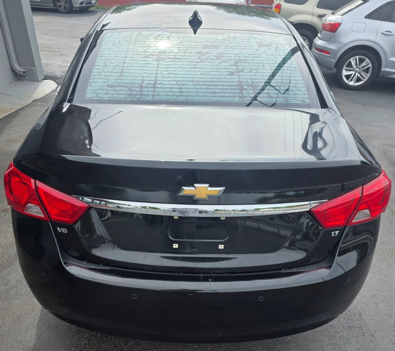 Used 2017 Chevrolet Impala LT w/ Convenience Package FWD image 13