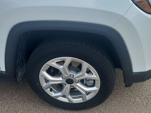 Certified 2025 Jeep Compass Sport AWD/4WD image 21