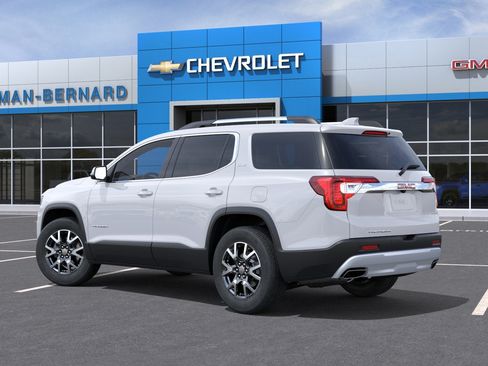 Used 2023 GMC Acadia SLE w/ Driver Convenience Package FWD image 16