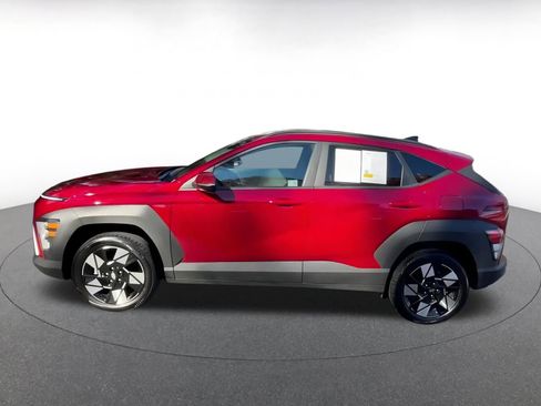 Used 2025 Hyundai Kona SEL image 4