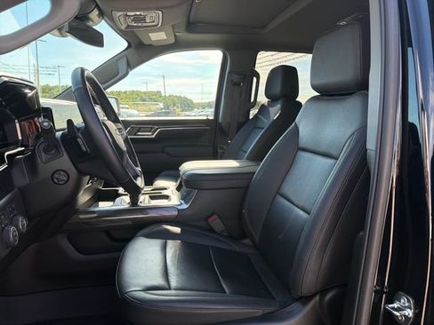 Used 2025 Chevrolet Silverado 1500 LTZ w/ LTZ Premium Package AWD/4WD image 14