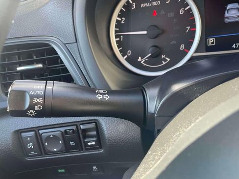 Used 2019 Nissan Sentra S image 21