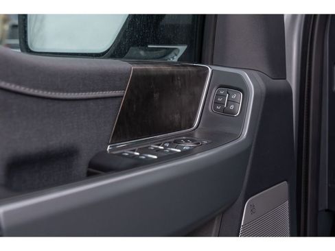 Used 2023 Ford F150 Lariat w/ Trailer Tow Package image 19
