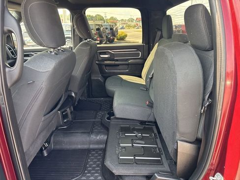 Used 2019 RAM 3500 Lone Star image 22