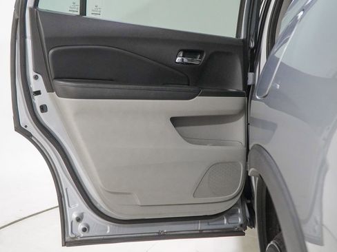 Used 2018 Honda Pilot EX image 44
