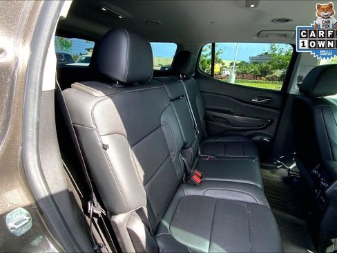 Used 2020 GMC Acadia SLT FWD image 24