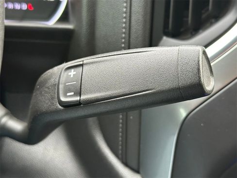 Used 2021 Chevrolet Silverado 1500 LT image 29