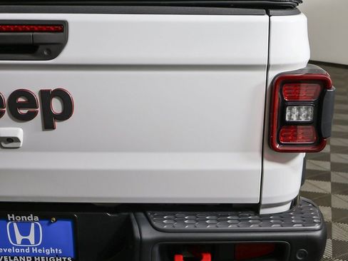 Used 2021 Jeep Gladiator Rubicon w/ Safety Group AWD/4WD image 13
