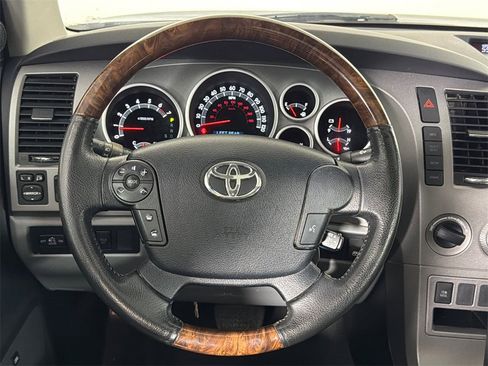Used 2012 Toyota Tundra Limited image 24