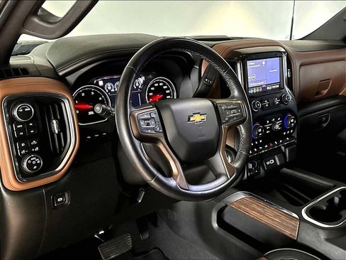Used 2022 Chevrolet Silverado 2500 High Country AWD/4WD image 7