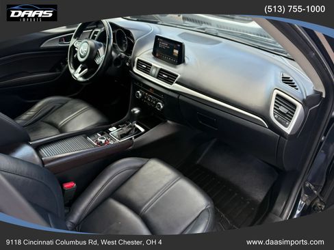 Used 2018 MAZDA MAZDA3 Touring FWD image 33