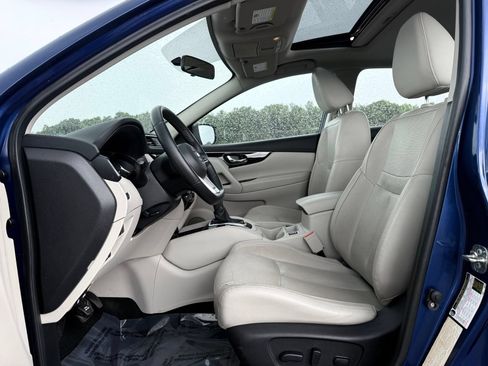 Used 2018 Nissan Rogue Sport SL AWD/4WD image 14
