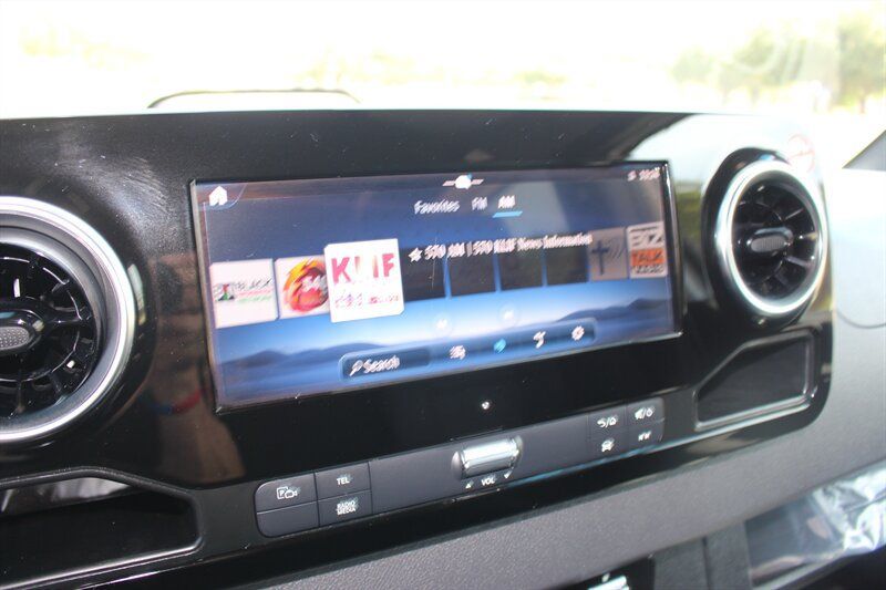 Used 2026 Mercedes-Benz Sprinter 2500 image 36