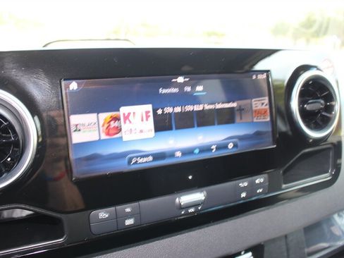 Used 2026 Mercedes-Benz Sprinter 2500 image 36