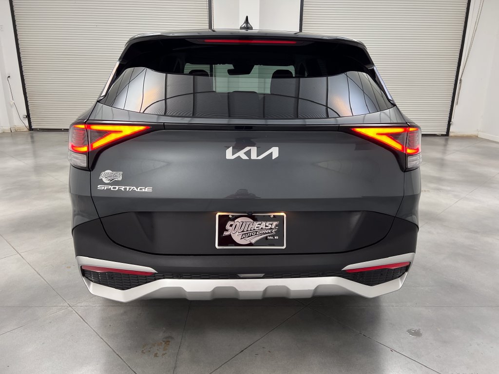 Used 2023 Kia Sportage LX FWD image 8