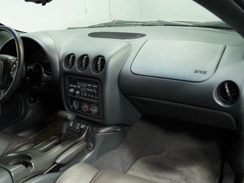 Used 1999 Pontiac Firebird Trans Am image 39