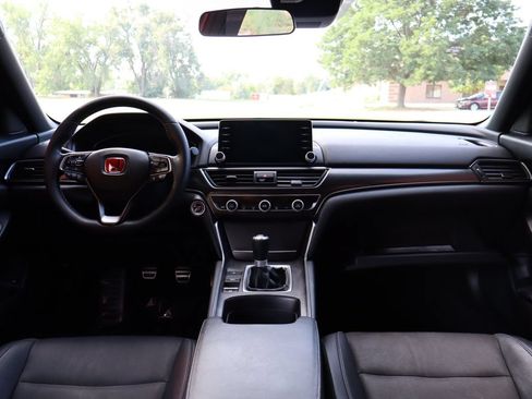 Used 2019 Honda Accord Sport image 15